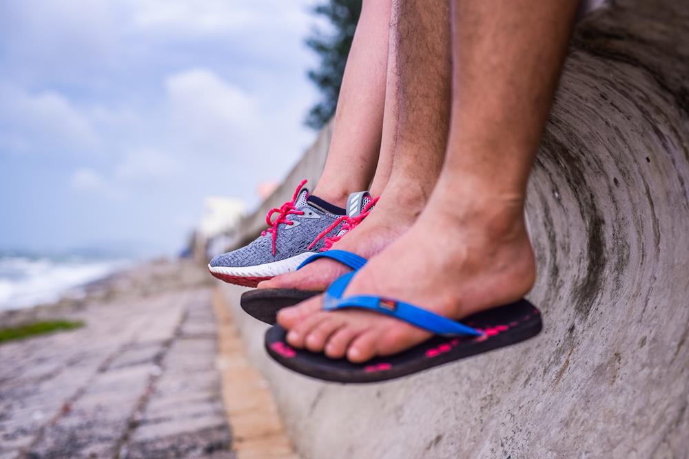 Flat Feet  Anaheim, CA, 